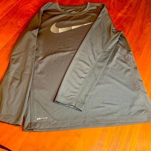 Nike dri-fit long sleeve tshirt Boys Size L